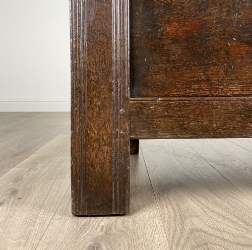ANTIQUE FINE QUALITY 18TH CENTURY COFFER BLANKET BOX IN OAK - ADDITIONAL PHOTO 10