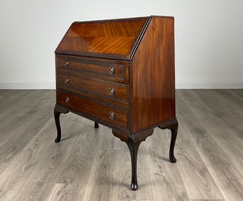 fig 2. Antique 20th Century Chippendale Style Bureau In Mahogany