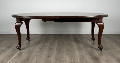 ANTIQUE 20TH CENTURY QUEEN ANNE STYLE DINING TABLE IN MAHOGANY - ADDITIONAL PHOTO 1