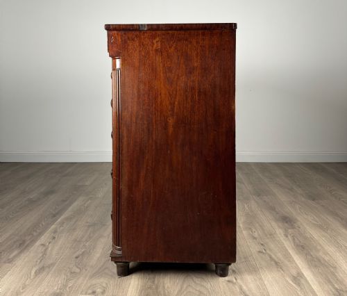ANTIQUE 18TH CENTURY QUALITY MAHOGANY CHEST OF DRAWERS - ADDITIONAL PHOTO 2