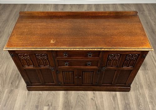 ANTIQUE 20TH CENTURY CARVED OAK SIDEBOARD - ADDITIONAL PHOTO 8