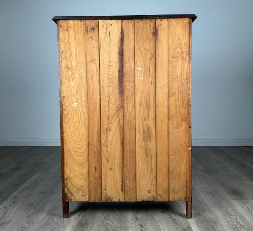 ANTIQUE 20TH CENTURY CARVED OAK WARDROBE OF SMALL PROPORTION - ADDITIONAL PHOTO 5