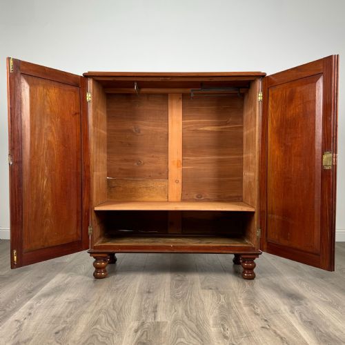 ANTIQUE 19TH CENTURY DWARF WARDROBE IN MAHOGANY - ADDITIONAL PHOTO 1
