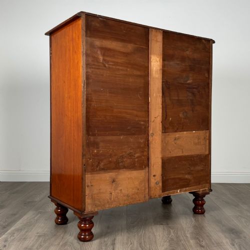 ANTIQUE 19TH CENTURY DWARF WARDROBE IN MAHOGANY - ADDITIONAL PHOTO 4