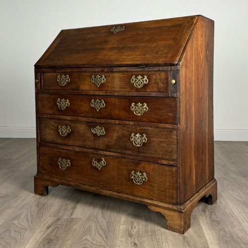 ANTIQUE 18TH CENTURY BUREAU IN OAK - ADDITIONAL PHOTO 2