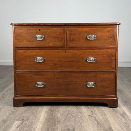 antique 19th century chest of drawers in mahogany - CATEGORY: ANTIQUE CHEST OF DRAWERS - DATED 1880