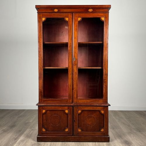 antique 19th century display cabinet in mahogany - CATEGORY: ANTIQUE BOOKCASES - DATED VICTORIAN