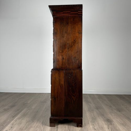 ANTIQUE 18TH CENTURY UNUSUAL SIZE CHEST ON CHEST IN OAK - ADDITIONAL PHOTO 2