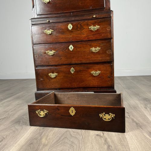 ANTIQUE 18TH CENTURY UNUSUAL SIZE CHEST ON CHEST IN OAK - ADDITIONAL PHOTO 9
