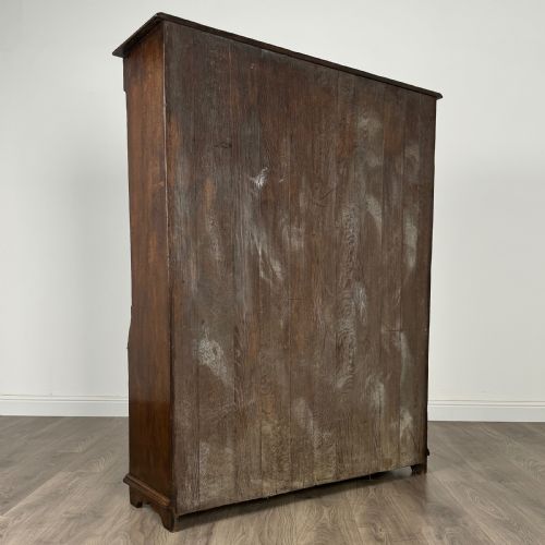ANTIQUE 20TH CENTURY CARVED OAK BOOKCASE - ADDITIONAL PHOTO 4