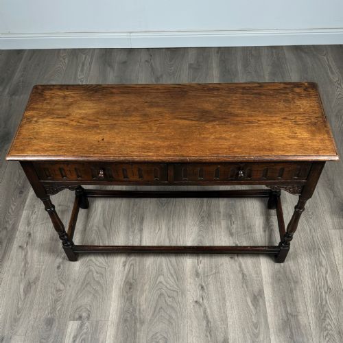 ANTIQUE 20TH CENTURY CARVED SIDE TABLE IN OAK - ADDITIONAL PHOTO 8