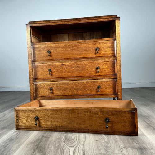 ANTIQUE 20TH CENTURY CHEST OF DRAWERS IN GOLDEN OAK - ADDITIONAL PHOTO 8