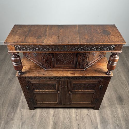 ANTIQUE 19TH CENTURY HEAVILY CARVED COURT CUPBOARD IN OAK - ADDITIONAL PHOTO 9