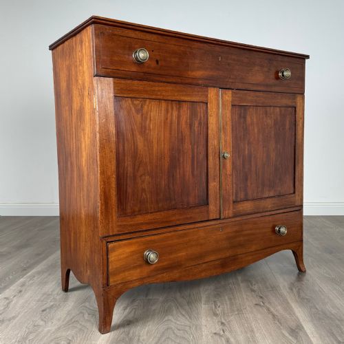 ANTIQUE 18TH CENTURY CUPBOARD IN MAHOGANY - ADDITIONAL PHOTO 8