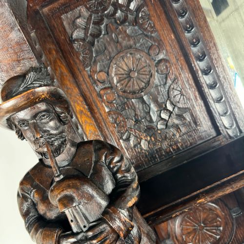 ANTIQUE 19TH CENTURY HEAVILY CARVED OAK MIRROR BACK SIDEBOARD - ADDITIONAL PHOTO 12