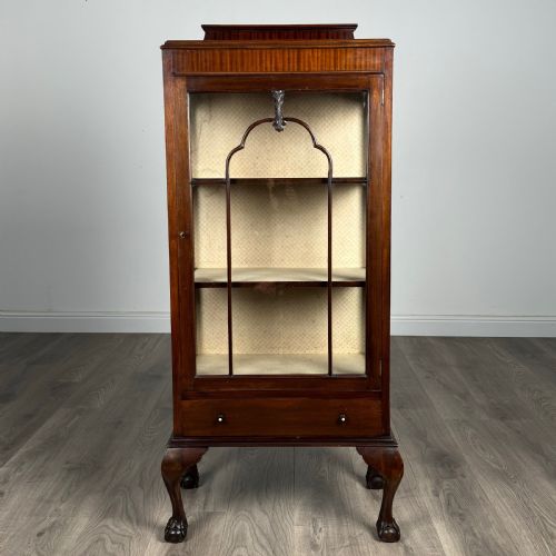 antique 20th century display cabinet in mahogany - CATEGORY: ANTIQUE CABINETS - DATED EDWARDIAN