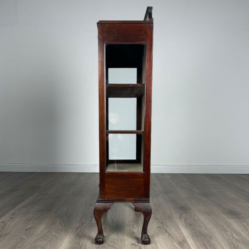 ANTIQUE 20TH CENTURY DISPLAY CABINET IN MAHOGANY - ADDITIONAL PHOTO 3