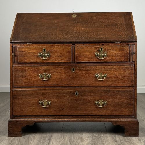antique 18th century fine quality oak bureau - CATEGORY: ANTIQUE BUREAU - DATED GEORGIAN