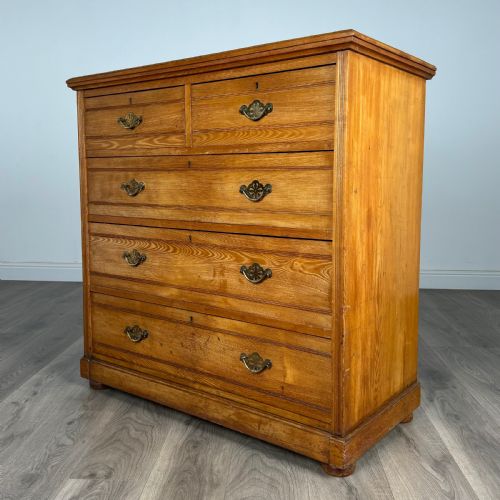 ANTIQUE LATE 19TH CENTURY FINE QUALITY CHEST OF DRAWERS IN OAK - ADDITIONAL PHOTO 1