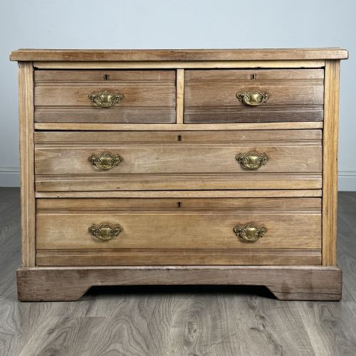 antique 19th century satin wood chest of drawers - CATEGORY: ANTIQUE CHEST OF DRAWERS - DATED VICTORIAN