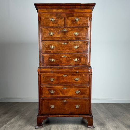 antique early 18th century dwarf chest on chest in walnut - CATEGORY: ANTIQUE CHEST OF DRAWERS - DATED GEORGIAN