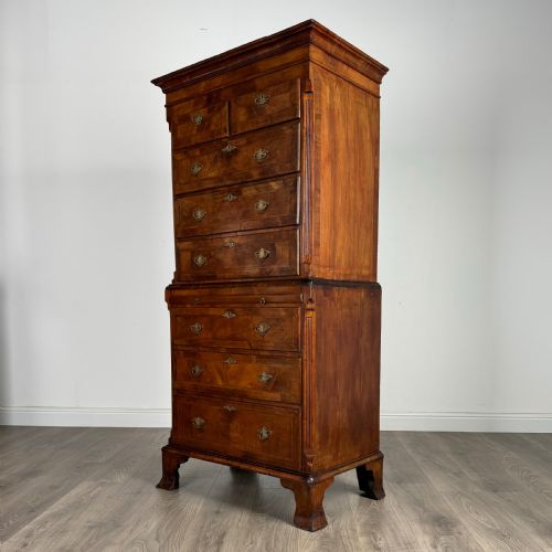 ANTIQUE EARLY 18TH CENTURY DWARF CHEST ON CHEST IN WALNUT - ADDITIONAL PHOTO 1