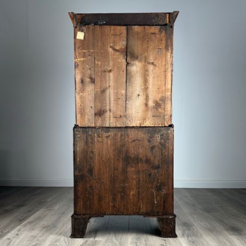 ANTIQUE EARLY 18TH CENTURY DWARF CHEST ON CHEST IN WALNUT - ADDITIONAL PHOTO 4
