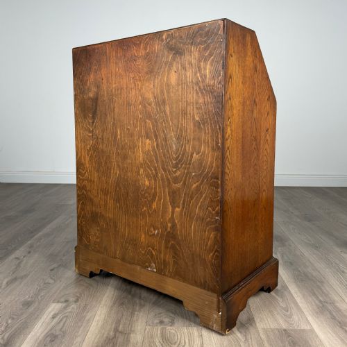 ANTIQUE 20TH CENTURY JACOBEAN STYLE BUREAU IN OAK - ADDITIONAL PHOTO 6