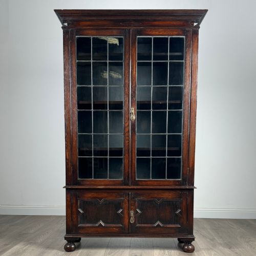 antique 20th century oak display cabinet - CATEGORY: ANTIQUE BOOKCASES - DATED EDWARDIAN