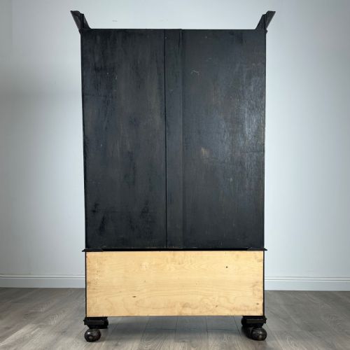ANTIQUE 20TH CENTURY OAK DISPLAY CABINET - ADDITIONAL PHOTO 5