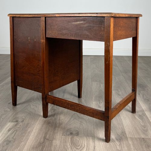 ANTIQUE 20TH CENTURY SINGLE PEDESTAL DESK IN OAK - ADDITIONAL PHOTO 5