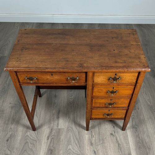 ANTIQUE 20TH CENTURY SINGLE PEDESTAL DESK IN OAK - ADDITIONAL PHOTO 8