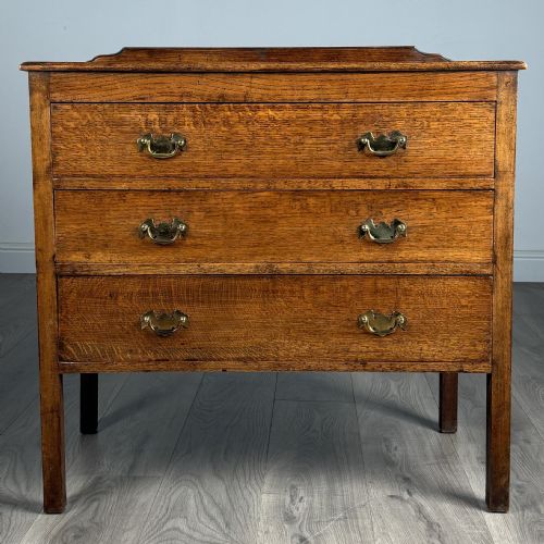 antique 20th century oak chest of drawers - CATEGORY: ANTIQUE CHEST OF DRAWERS - DATED EDWARDIAN