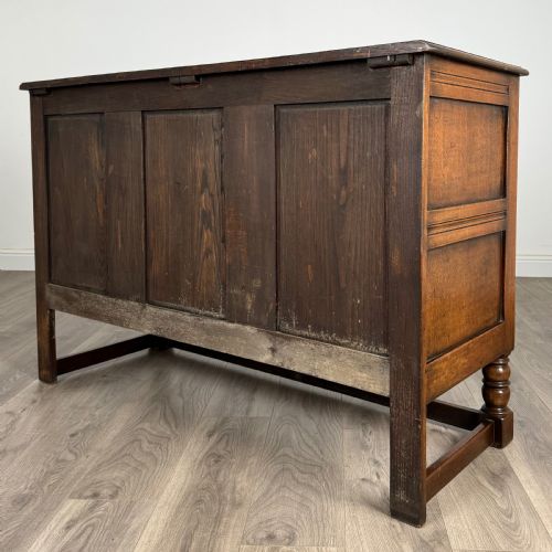 ANTIQUE 20TH CENTURY GOOD QUALITY SIDEBOARD IN OAK - ADDITIONAL PHOTO 6