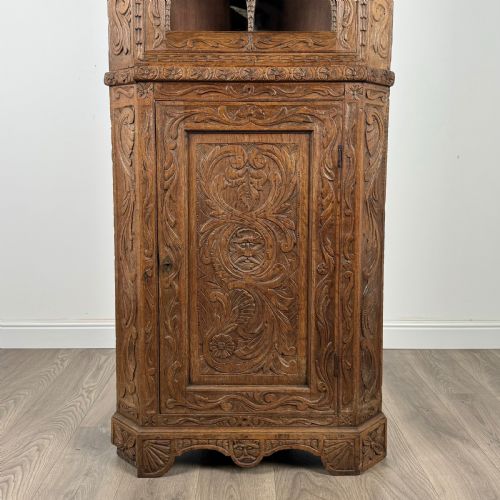 ANTIQUE 19TH CENTURY HEAVILY CARVED CORNER - ADDITIONAL PHOTO 4