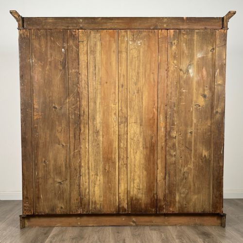 ANTIQUE 19TH CENTURY LARGE WARDROBE OF FINE QUALITY IN SATIN BIRCH - ADDITIONAL PHOTO 6