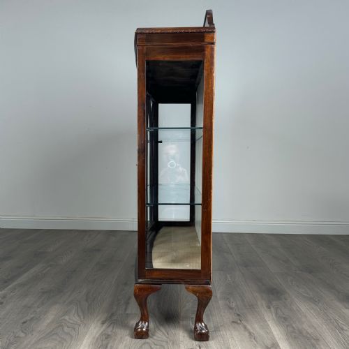 ANTIQUE 20TH CENTURY DISPLAY CABINET IN MAHOGANY - ADDITIONAL PHOTO 3