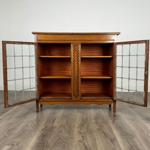 ANTIQUE 20TH CENTURY DISPLAY CABINET IN OAK - ADDITIONAL PHOTO 1
