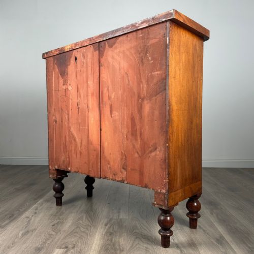 ANTIQUE 19TH CENTURY BOW FRONTED CHEST OF DRAWERS IN MAHOGANY - ADDITIONAL PHOTO 5