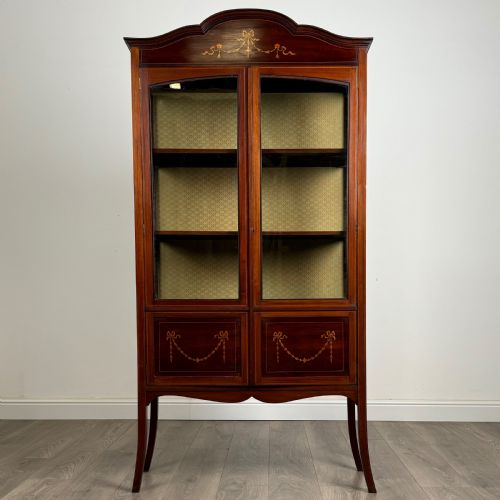 antique 20th century inlaid display cabinet in mahogany - CATEGORY: ANTIQUE CABINETS - DATED EDWARDIAN