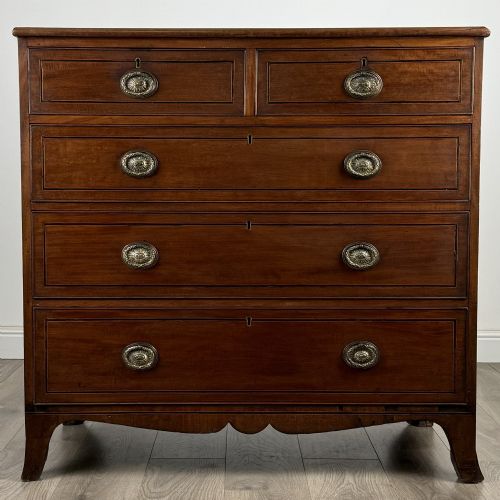 antique 18th century chest of drawers in mahogany - CATEGORY: ANTIQUE CHEST OF DRAWERS - DATED GEORGIAN