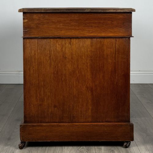 ANTIQUE 19TH CENTURY PEDESTAL DESK IN OAK - ADDITIONAL PHOTO 2