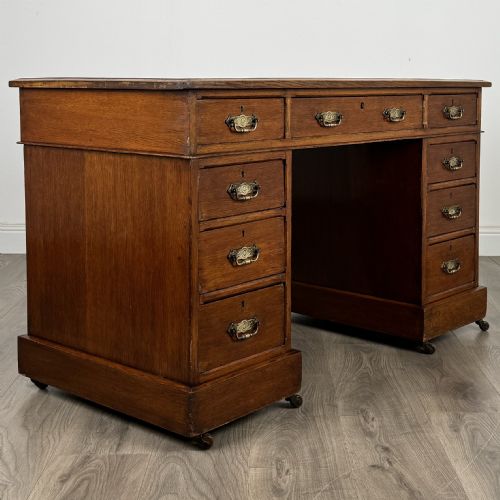 ANTIQUE 19TH CENTURY PEDESTAL DESK IN OAK - ADDITIONAL PHOTO 7