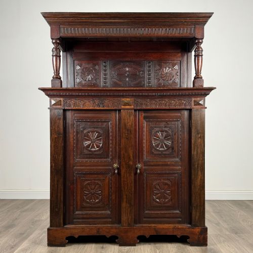 antique 20th century carved oak cupboard - CATEGORY: ANTIQUE CUPBOARDS - DATED EDWARDIAN
