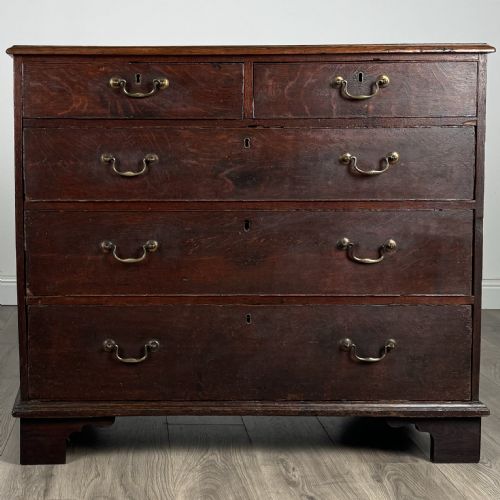 antique 18th century oak chest of drawers - CATEGORY: ANTIQUE CHEST OF DRAWERS - DATED GEORGIAN
