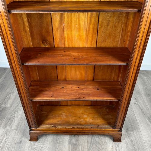 ANTIQUE 20TH CENTURY OPEN BOOKCASE IN MAHOGANY - ADDITIONAL PHOTO 8
