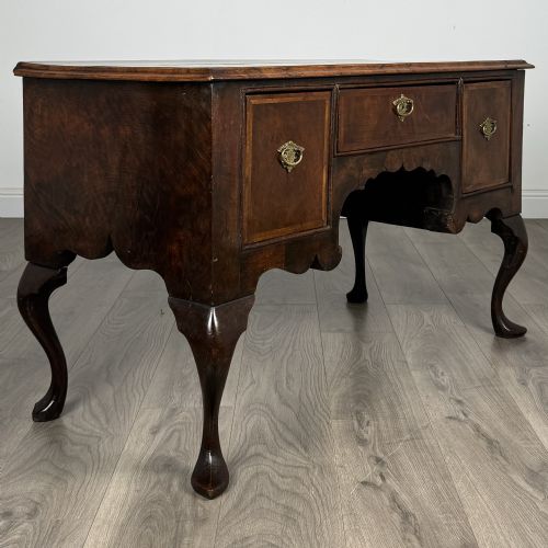 fig 7. Antique 17th Century Queen Anne Desk In Walnut
