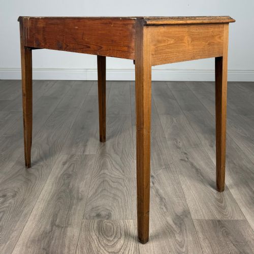 ANTIQUE 18TH CENTURY SIDE TABLE IN OAK - ADDITIONAL PHOTO 6