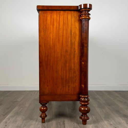 ANTIQUE 19TH CENTURY RARE SERPENTINE CHEST OF DRAWERS IN MAHOGANY - ADDITIONAL PHOTO 5