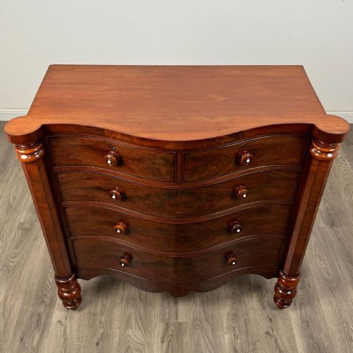 ANTIQUE 19TH CENTURY RARE SERPENTINE CHEST OF DRAWERS IN MAHOGANY - ADDITIONAL PHOTO 7